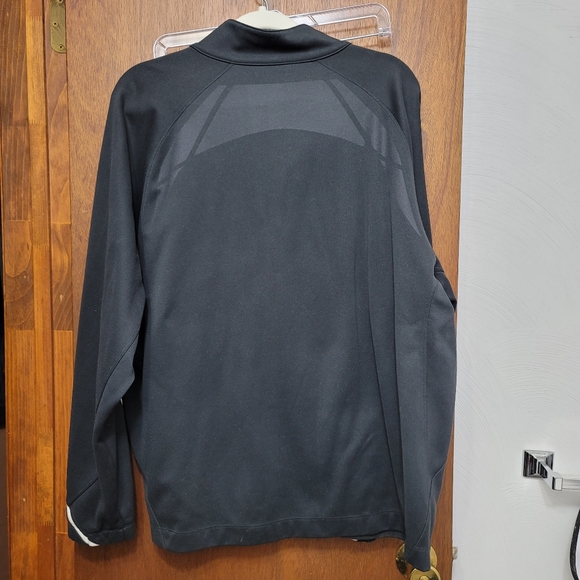 LN.  Nike Golf Fit Dry pullover.   Size XL.  (894) - Picture 6 of 6